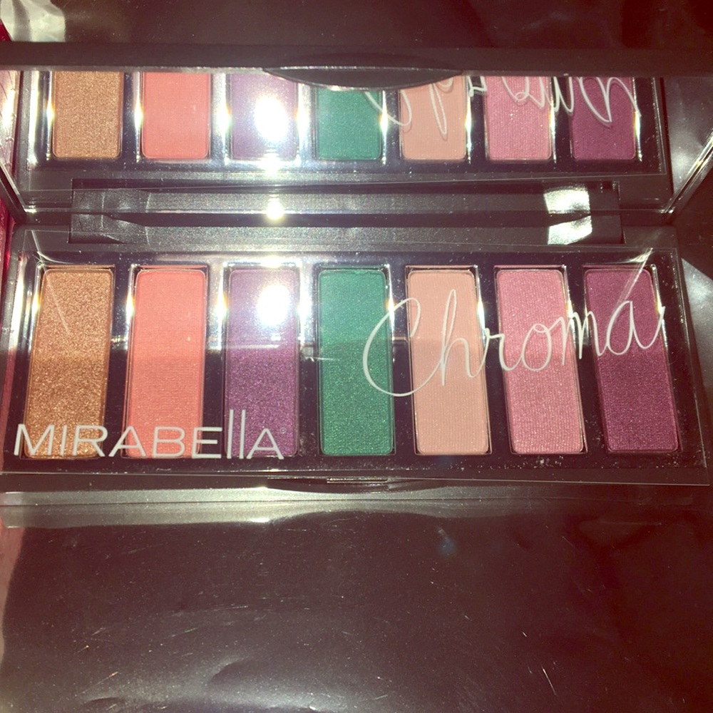 Mirabella Chroma Eyeshadow Palette